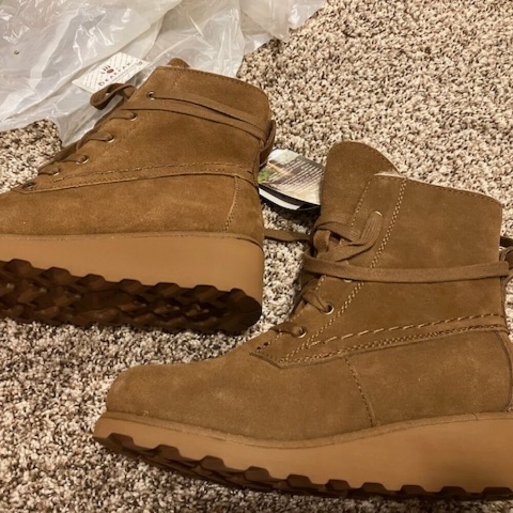 BearPaw Krista suede boots